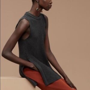 💠WILFRED Aritzia Palmier Tunic Sweater Sleeveless Knit Side Slit Charcoal